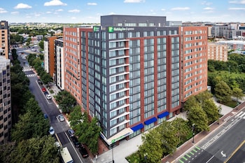 holiday inn express washington dc downtown an ihg hotel