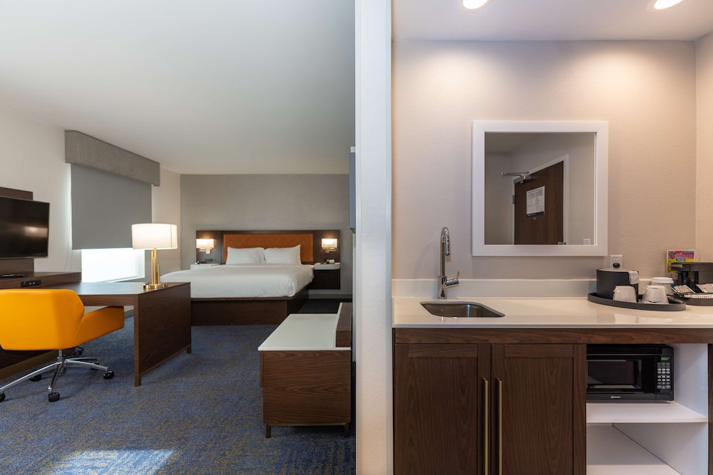 hampton inn and suites houston sugar land