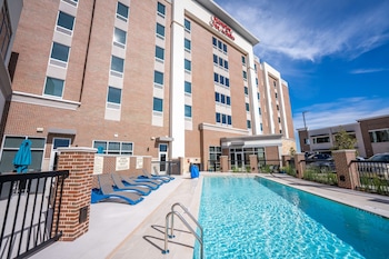 hampton inn and suites houston sugar land