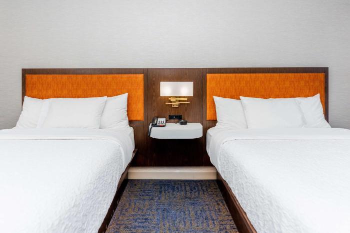 hampton inn and suites houston sugar land