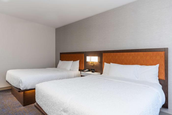 hampton inn and suites houston sugar land