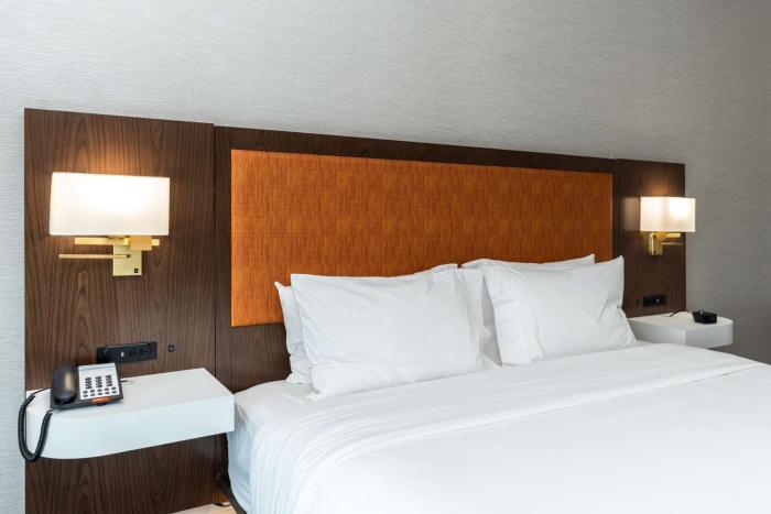 hampton inn and suites houston sugar land