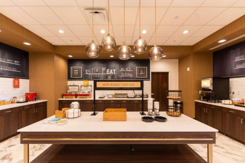 hampton inn and suites houston sugar land
