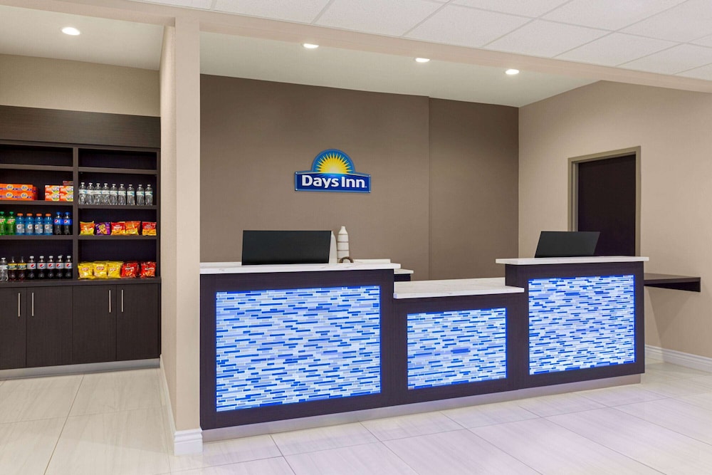 days inn and suites by wyndham greater tomball