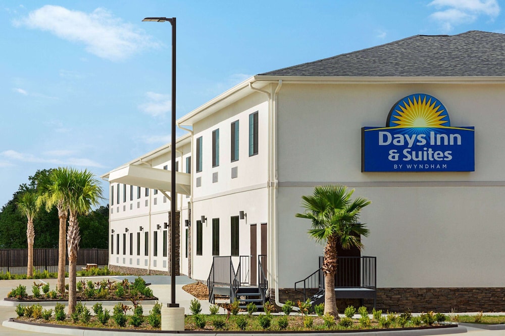 days inn and suites by wyndham greater tomball