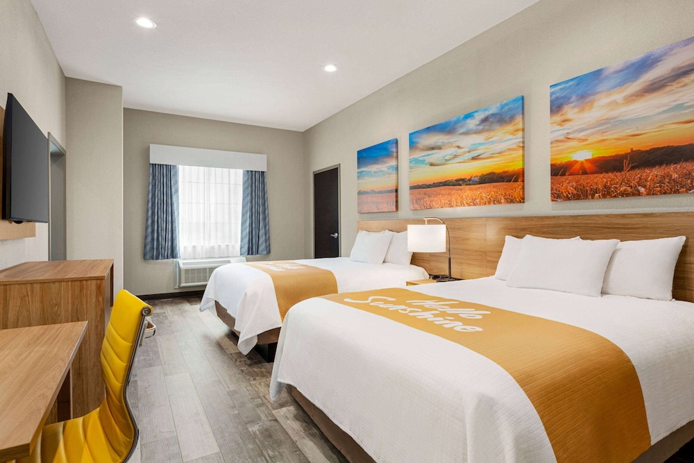 days inn and suites by wyndham greater tomball