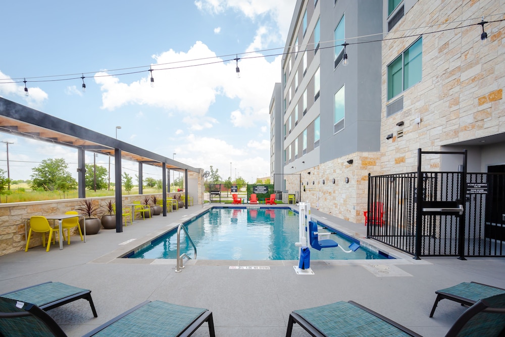 tru by hilton pflugerville tx
