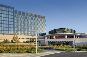 hyatt regency jfk airport at resorts world new york