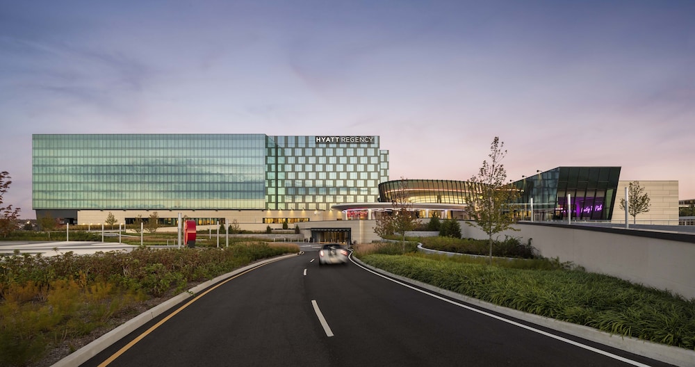 hyatt regency jfk airport at resorts world new york