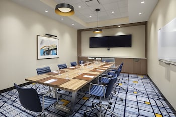 hyatt regency jfk airport at resorts world new york