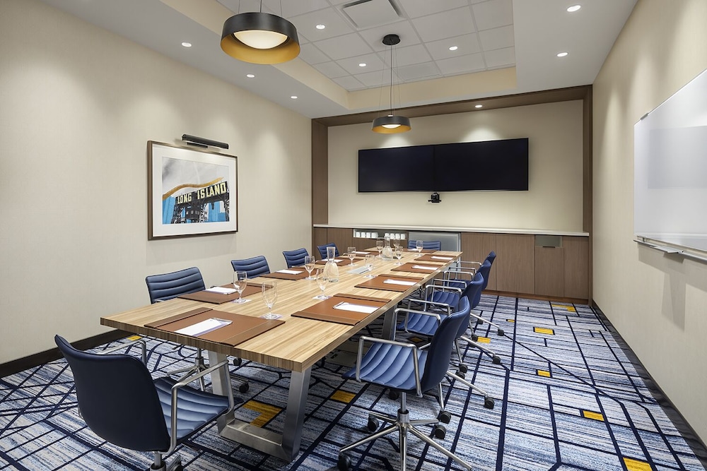 hyatt regency jfk airport at resorts world new york