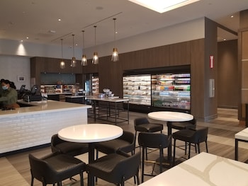 hyatt regency jfk airport at resorts world new york