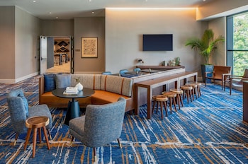 hilton garden inn austin university capitol district