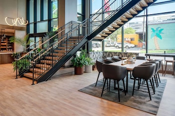 Hilton Garden Inn Austin University Capitol District,Rochester>>Austin,4 star