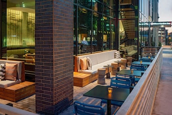 hilton garden inn austin university capitol district