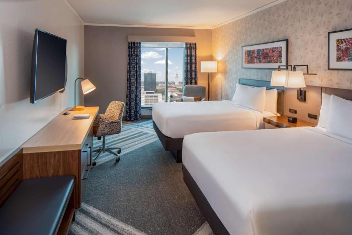 hilton garden inn austin university capitol district