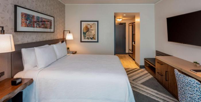 hilton garden inn austin university capitol district