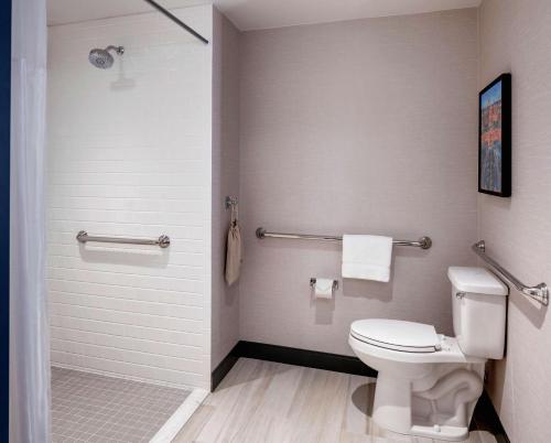 hilton garden inn austin university capitol district