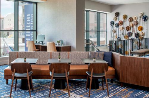 hilton garden inn austin university capitol district