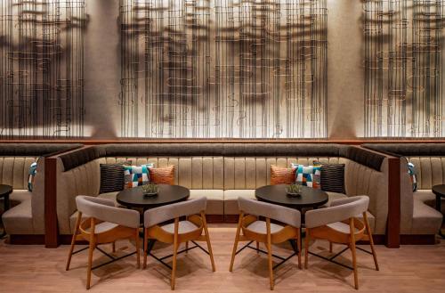 hilton garden inn austin university capitol district