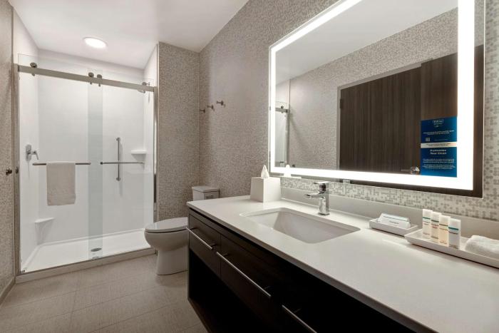 home2 suites by hilton lincolnshire chicago