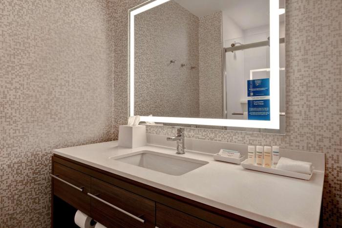 home2 suites by hilton lincolnshire chicago