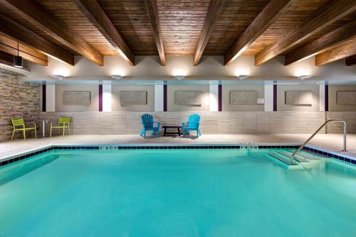 home2 suites by hilton lincolnshire chicago
