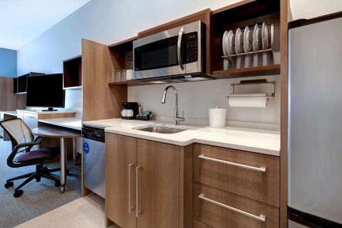 home2 suites by hilton lincolnshire chicago