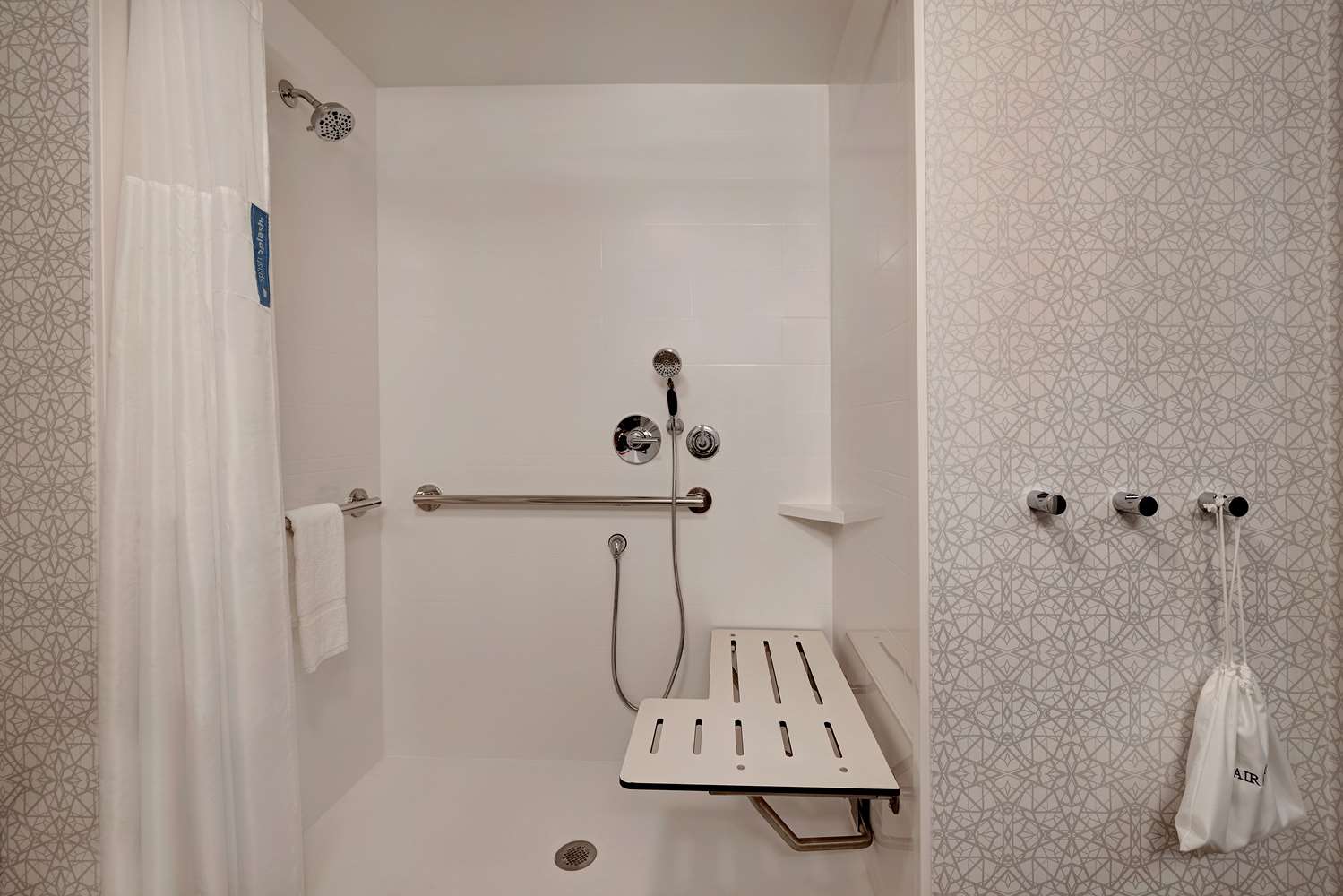 hampton inn crown point