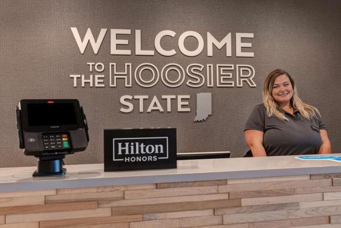 hampton inn crown point