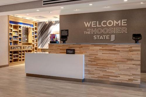 hampton inn crown point