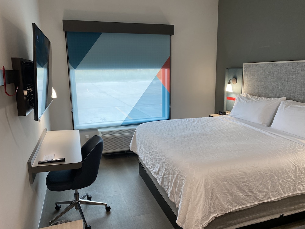 avid hotels corpus christi portland an ihg hotel