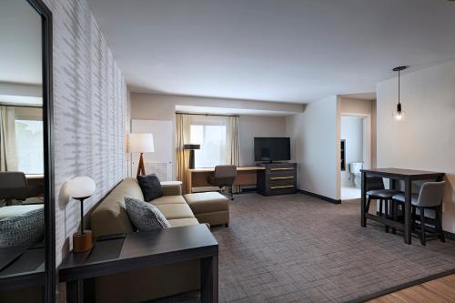 residence inn by marriott new brunswick tower center blvd