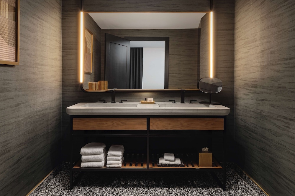 thompson austin part of hyatt