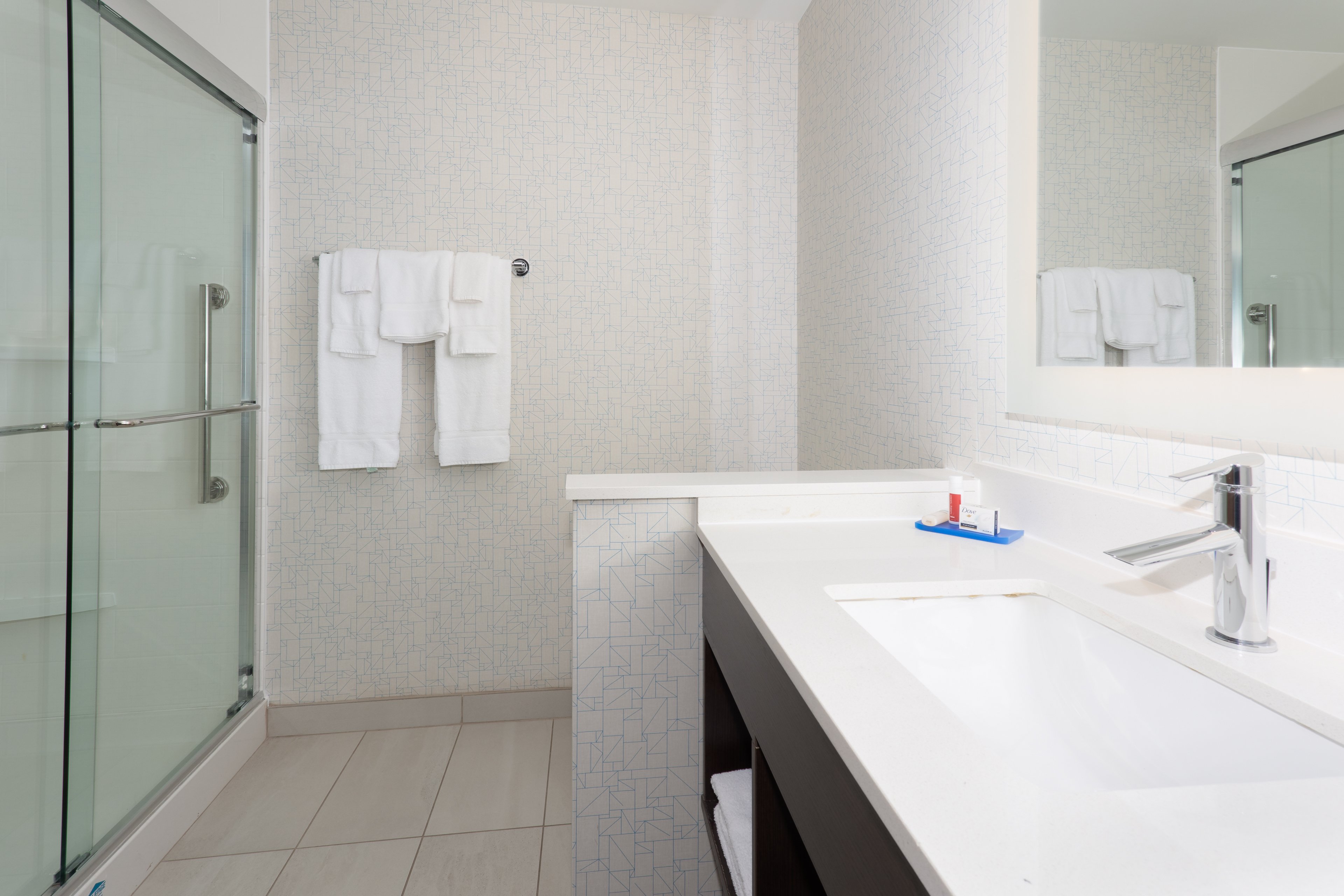 holiday inn express and suites firestone longmont an ihg hotel