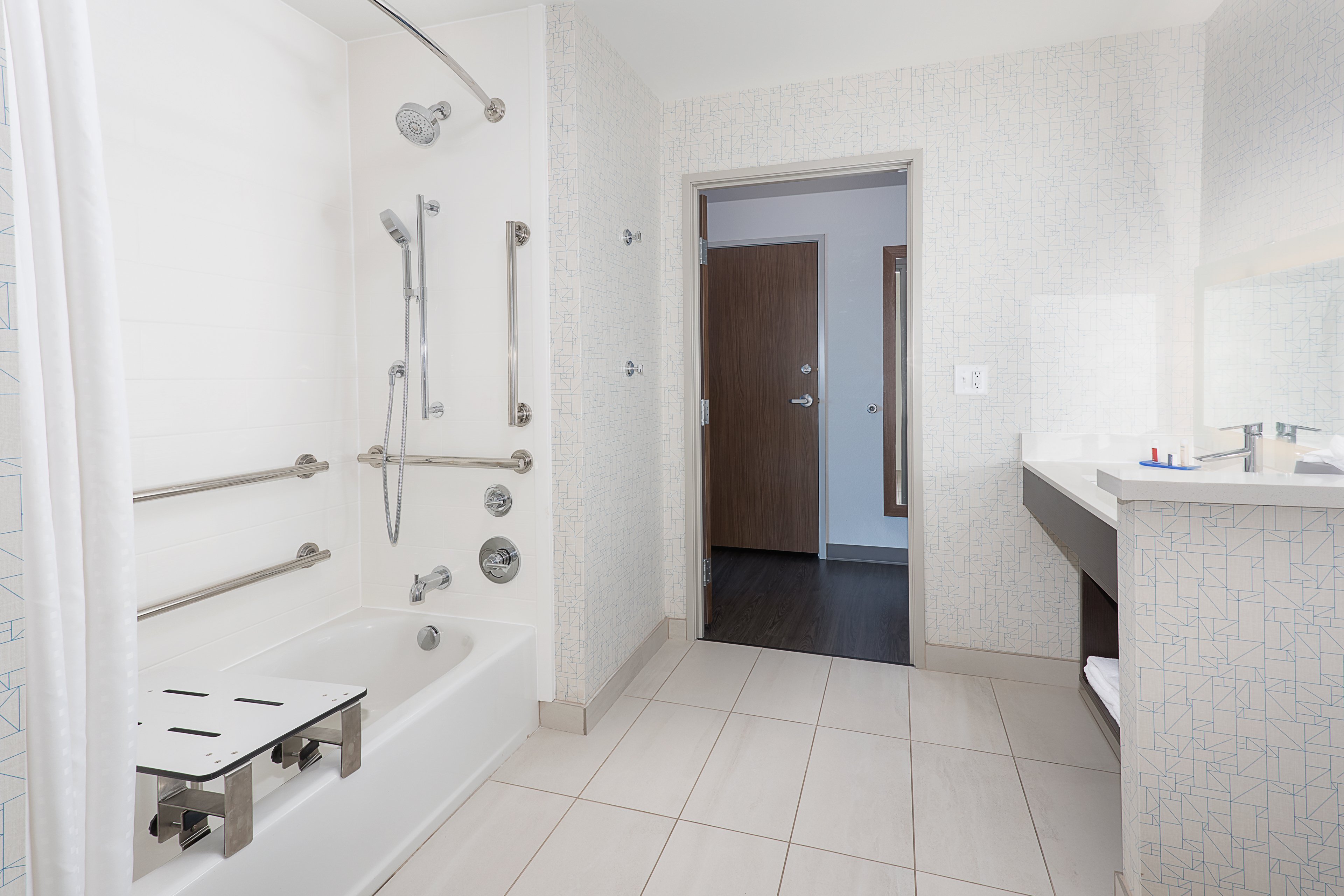holiday inn express and suites firestone longmont an ihg hotel