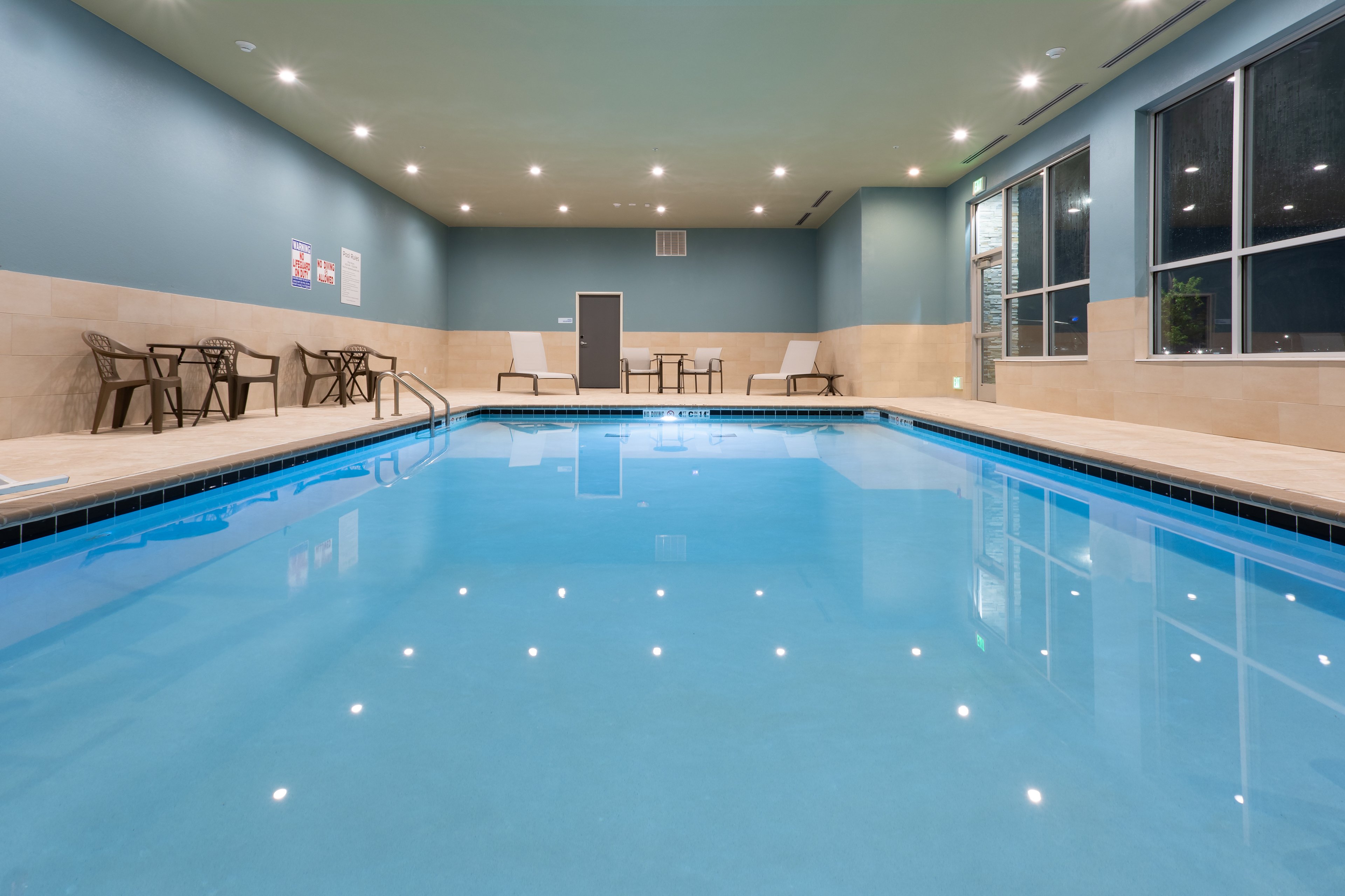 holiday inn express and suites firestone longmont an ihg hotel