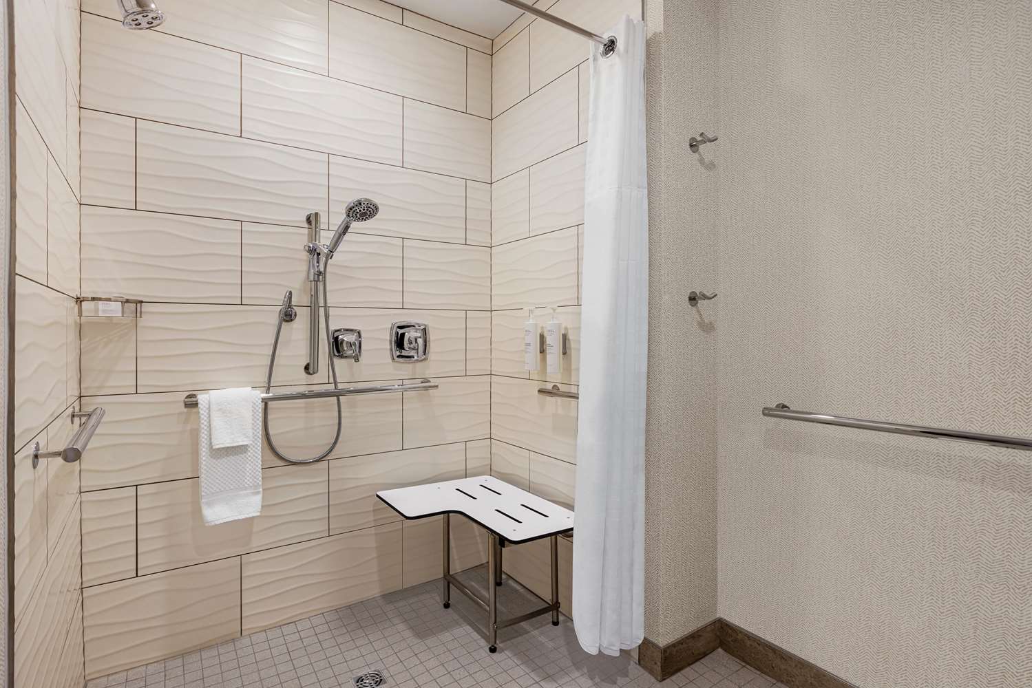 embassy suites by hilton round rock
