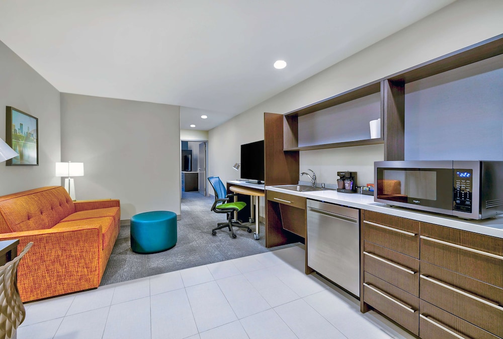 home2 suites by hilton minneapolis downtown mn