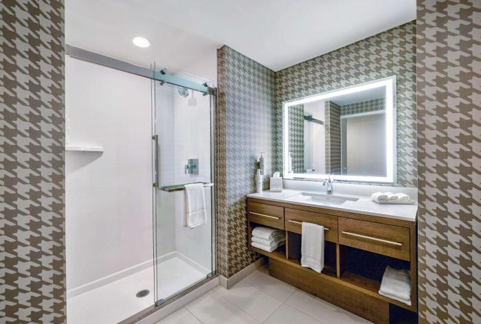 home2 suites by hilton minneapolis downtown mn