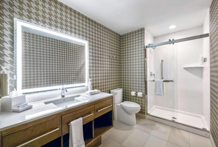 home2 suites by hilton minneapolis downtown mn