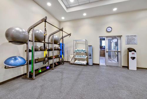 home2 suites by hilton minneapolis downtown mn