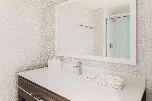 home2 suites by hilton west sacramento ca