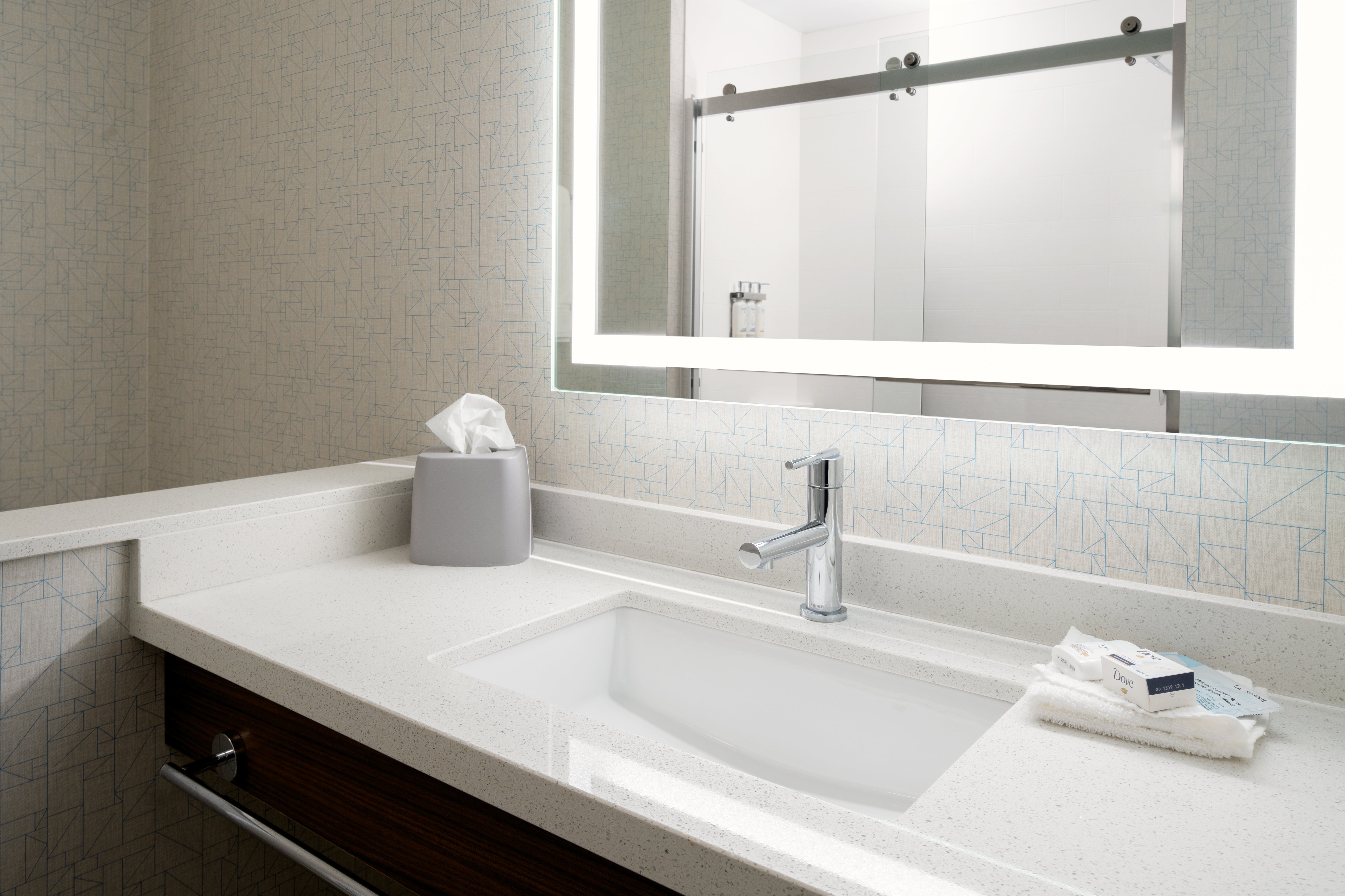 holiday inn express and suites bullhead city an ihg hotel