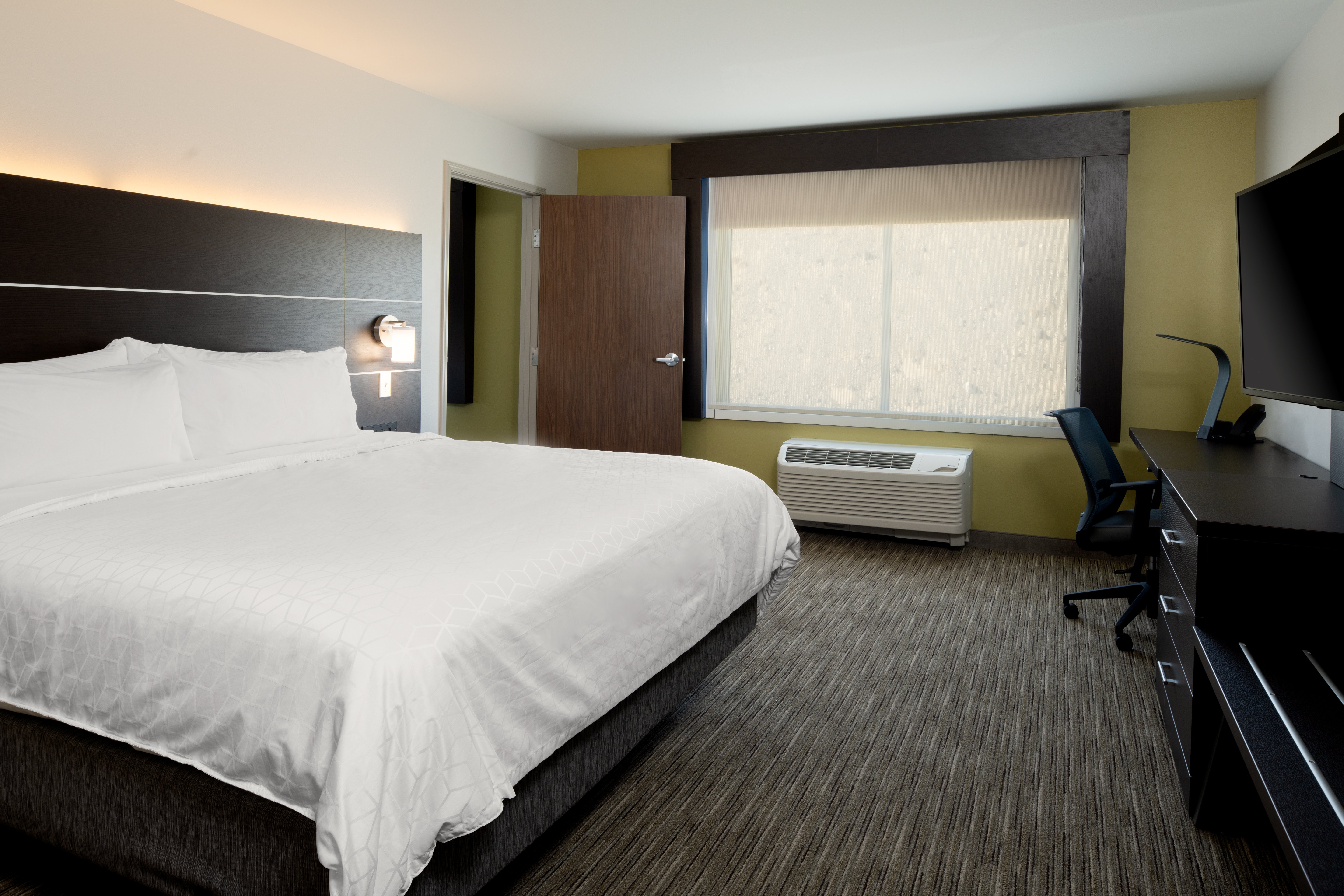 holiday inn express and suites bullhead city an ihg hotel