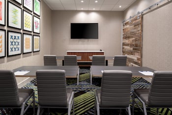 holiday inn express and suites bullhead city an ihg hotel