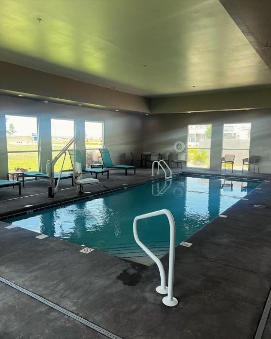 avid hotels hays an ihg hotel