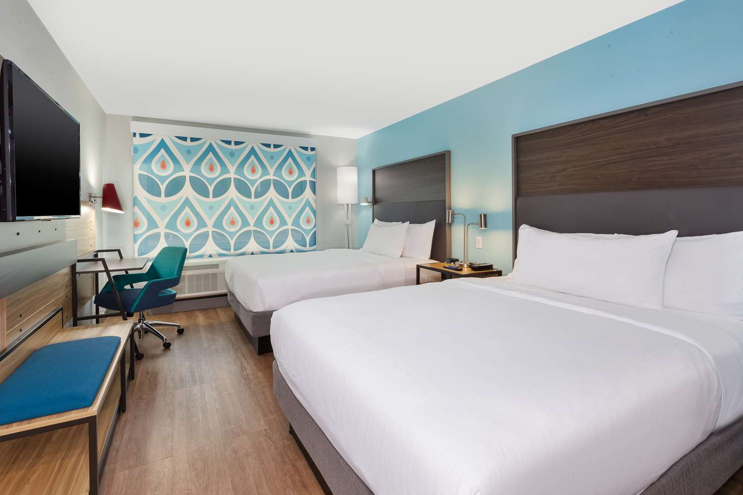 tru by hilton comstock park grand rapids