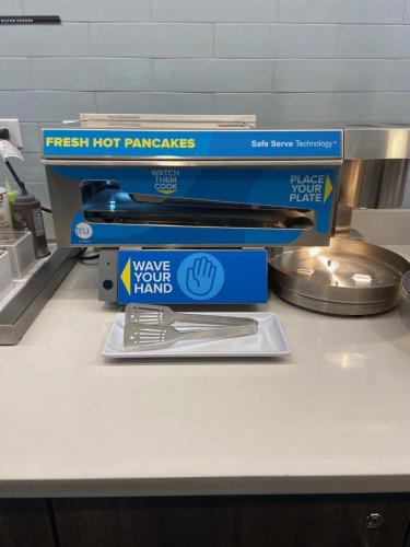 tru by hilton comstock park grand rapids