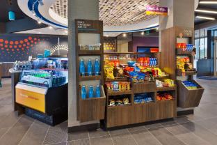 tru by hilton comstock park grand rapids